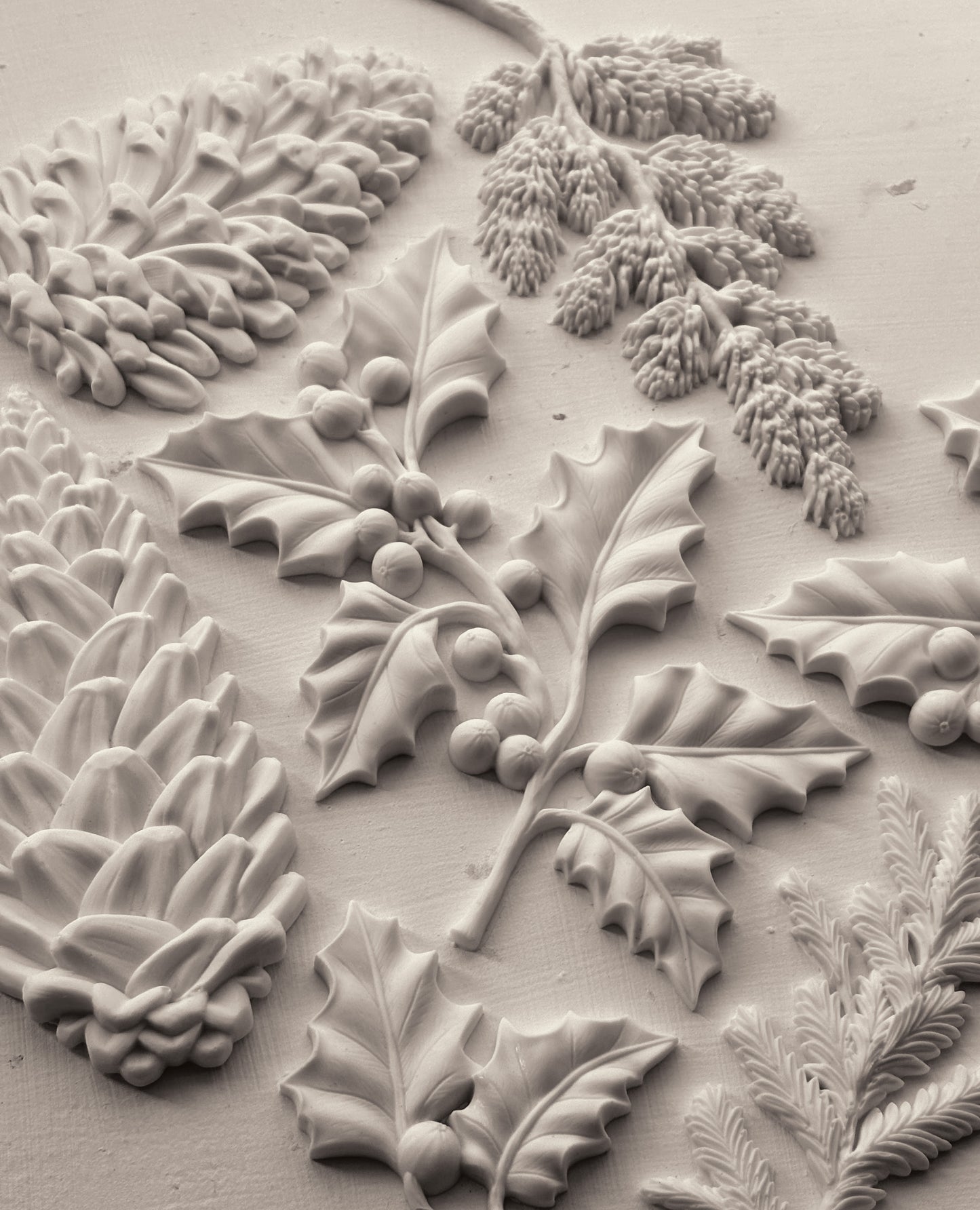 IOD Winter Forage 6 x10 Mould Holiday 2025