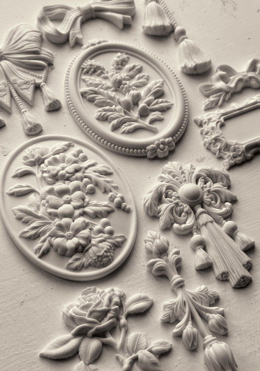 IOD Victoriana 6 x 10 Mould Holiday 2025