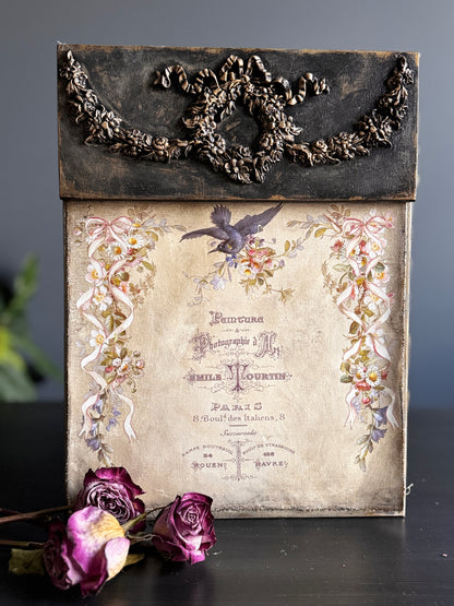 Wreath & Swags 6x10 Mould™ IOD Spring 2026