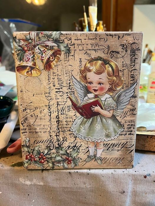 July 22 Holiday Shelf Sitter 6-8pm